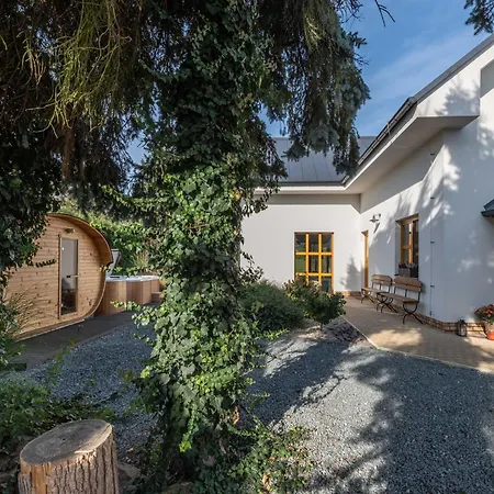 In Roprachtice Near Slopes