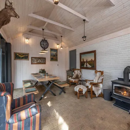 ヴィラ In Roprachtice Near Slopes