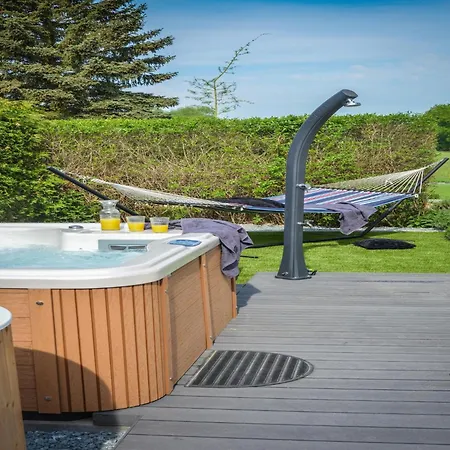 ヴィラ In Roprachtice Near Slopes