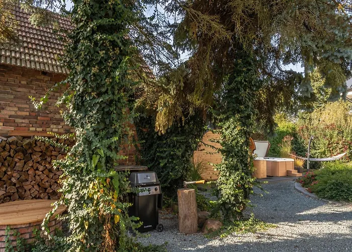 In Roprachtice Near Slopes Villa *